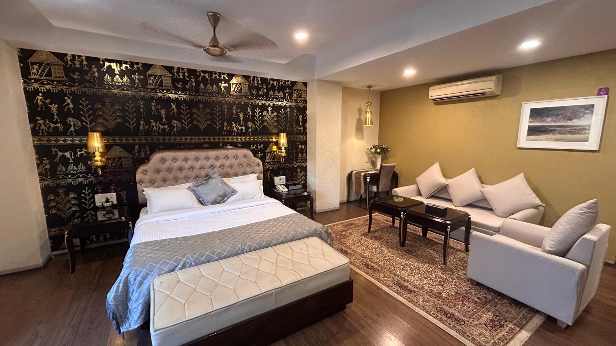 Aayush Resort Panvel Exterior photo